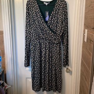 NWT Floral long sleeve dress